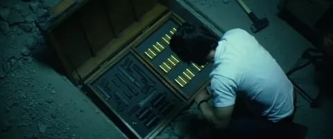 Распихать по плоским жестяным коробкам, разложить по полу, сделать стяжку и сверху кафель или ламинат. В дорогой квартире с высокими потолками прокатит и повыковыривать в случае чего легко.