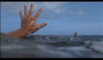 Wilson где-то ещё плавает.