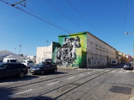 Показалось: дома и сооружения, у которых есть лица