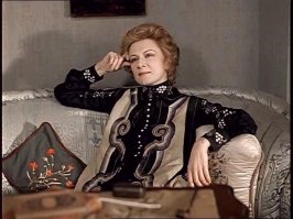 Не склонен восхищаться знаменитостями, но Демидова замечательная женщина, выдающаяся актриса, создавшая незабываемые образы. С Днём Рождения!