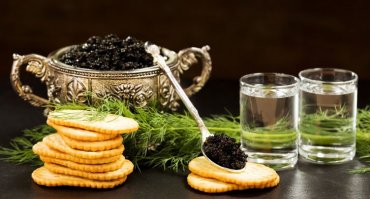 Ну что ж, бедным тоже нужно как-то есть.
Но вообще проще - вот так: