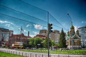 Кстати фото пивзавода Волочаевский в Омске. Фото от перекрестка метро моста.
