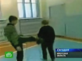 Итак -коммунистическую идеологию мы отменили, "проклятых попов" к детям подпускать нельзя, родители на работе -двух крутятся, чтобы концы с концами свести ... результат? Налицо!