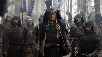 Сереьезные Мужчины.