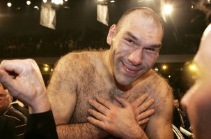 Валуева чем то напомнил 
Не дай бог, что, засосет, до смерти