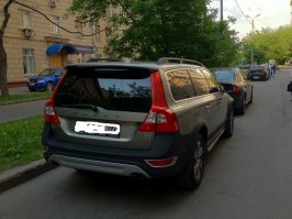 Мне очень интересно узнать кто же купит ТАЗик за 1.000.000 рублей?
Что нам сейчас может предложить АвтоВаз, только Весту и X-Ray, и новую Весту Кросс.
В новой Весте Кросс, будет увеличенный клиренс, откровенно слабый двигатель, хотя для кого то это будет достаточно. Автомата там нет, только робот, который пинается. Опять же качество не на высоте, комфорт своеобразный. 
Я за 900.000 рублей купил XC70, полный привод, автомат, дизель, огромный багажник, ксенон. Автомобиль 2010 г.в., и за 2 года эксплуатации без вложений, не считая колодок, масла, фильтров. Думаю что многие поддержат меня в том что лучше взять б/у немца,японца, шведа чем ТАЗ за 1.000.000 рублей.