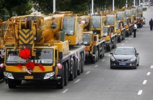 " Слышь  отец ! А  невесты в вашем  городе есть ?
 Так кому и кобыла  - невеста. "