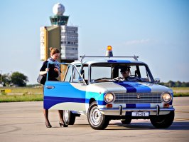 25 лучших фото девушек с «Жигулями»