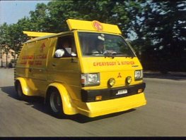 Они должны ездить в паре.