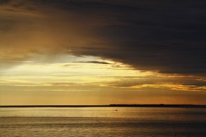 Классные карточки!
Тоже немного своего подкину, хоть не север, но Ленинградская область, Юго-Запад, Финский Залив