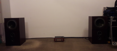 Хотите хорошего звука? Усь российский ламповый Astra audio  и колоночки Dynaudio   - это хорошо!!!!