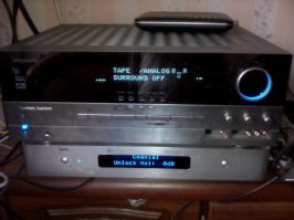 А самое лучшее это Ресивер  Харман -505 ..Ограниченный выпуск к юбилею 2003 год .Звук -который можно найдти в усилителях от 150 т р Пока на вторичках можно купить этот усилитель и не дорого  стар как бы  ...Я его выменял на Авито и обалдел от звука -Это не Ямахи с Пионерами и Сони современные