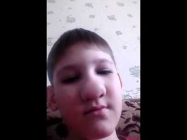 Ага милая если на шнобель не смотреть)Вот тоже симпотяга!