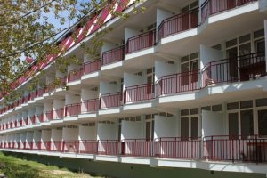 Современные детские лагеря.