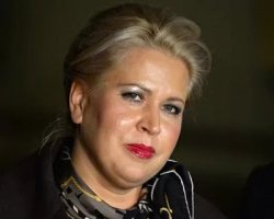 В Китай переезжать. А насчет фоток - маловато будет. Всех и не вспомнишь сразу.