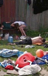 Необычные снимки, которые делает машинка Google.Maps