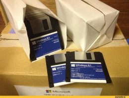 И флешки тогда были побольше