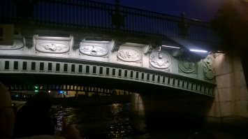 С воды вид еще интереснее.