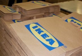 ...примитивный дизайн выполнен намеренно.... сплошные прямые углы.....В стандартный транспортный контейнер можно уместить пять таких машинокомплектов....
)))