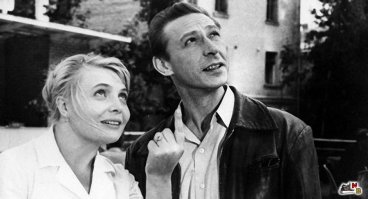 Три тополя на Плющихе. Культовый в свое время фильм, с Ефремовым и Дорониной в главных ролях. Через какое то время, эти двое превратились в лютых врагов и даже МХАТ разделили :)