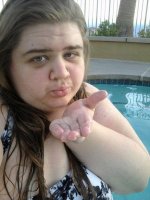 Парень сделал неожиданное и необычное предложение своей девушке прямо в художественном музее