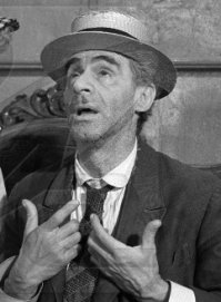 Рэкетир из 90-х собрался "крышевать" автосервис