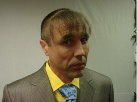 А вы бы узнали этих мужчин после стрижки?