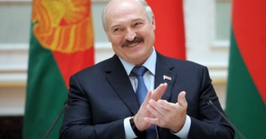 В Уганде депутаты устроили эпичную драку из-за вопроса о слишком долгом правлении президента страны