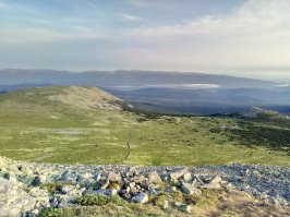 мой спальник под открытым небом на Иремеле. Ночью ни одного огонька от ближайших деревень.
