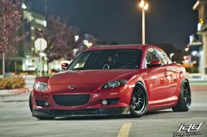 У легендарной RX-8 с Ванкелем 1,3 л в самой овощной комплектации 192 силы и 6,4 до ста.
Это вам не Солярис!