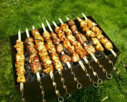 Конечно выпустили - Мамой клянусь !