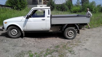 Я когда вижу вот это недоразумение к меня сердце кровью обливается.