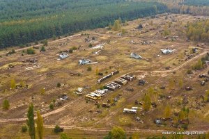 Только сейчас стоянка опустела и хрен знает где вся техника и металл
