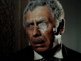 А фильм "12 стульев", у Анатолия Дмитриевича Папанова, здесь тоже невеселая, драматичная  роль Кисы Воробьянинова. Также фильм "Время желаний"- его герой умирает. Тяжелый фильм.