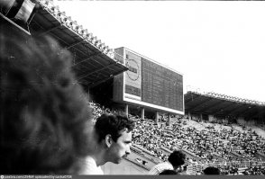 Простите, на каких экранах мультики показывали? На старых советских ламповых?