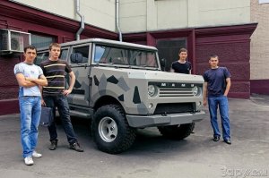 МАМИшные автомобили. раз в несколько лет обновляют постамент возле универа