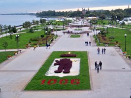 Красивый город.
Не раз там бывал.
А в Которосли купался, там, где она в Волгу впадает.
Пляж справа от фото. Слева - Волга.