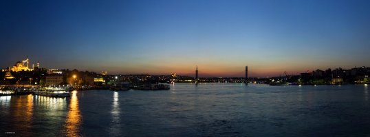 вечерний мост Галата. Обожаю этот район...