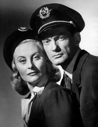 Глазами памяти . Вместе с Маре снималась красавица Мишель Морган   Маре называл ее  единственной женщиной, которую я мог бы по-настоящему полюбить . Однако Мишель, которая прекрасно относилась к Маре как к другу, осталась равнодушной к нему как к мужчине   в то время она была увлечена актером Анри Видалем, за которого скоро вышла замуж. Она вспоминала: "Он говорил мне, что хочет на мне жениться