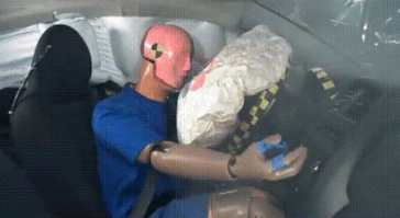 Манекен какбэ говорит - ваще ноу проблем )