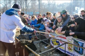 Убить за 50%: Что устроили "сытые" канадцы в день "последней распродажи"