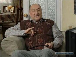 Первый в мире безрельсовый электропоезд прошел испытания в Китае