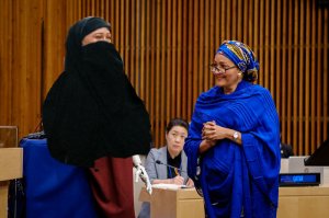 Робот София получила гражданство Саудовской Аравии