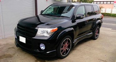 Уазодрочер чтоли.по этому обвесу очевидно что авторы брали за образец.