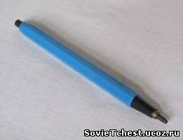 Для плевалки показаная ручка не годилась. Механический карандаш был идеален.