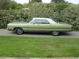 Можете считать меня старомодным, но как по мне такие формы как у Toyota Century и Mazda Vision Coupe это нестареющая классика, а вот все эти типа космические корабли игрушка на один день. Мне б на такой агрегат как нибудь бы пересесть.