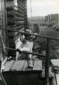 Всё это ж с некоего i.pinimg.com и снято не любителями явно (конечно там у них нет старых фоток из СССР).