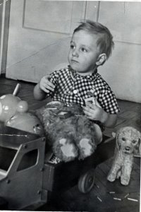 Всё это ж с некоего i.pinimg.com и снято не любителями явно (конечно там у них нет старых фоток из СССР).