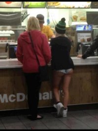 Ну здесь все правильно.Площадь ушей меньше чем площадь жопы