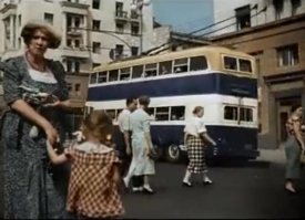 ЯТБ-3   двухэтажный троллейбус Ярославского автомобильного завода, эксплуатировавшийся в Москве с 1939 по 1953 год.